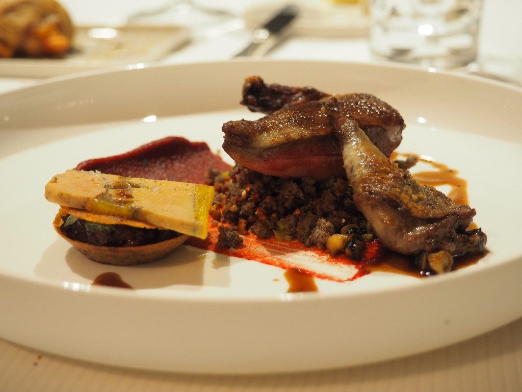 pigeon bigorneaux et foie gras